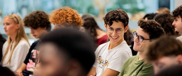 Groupe d'étudiants lors de la rentrée Audencia Bachelors à Paris